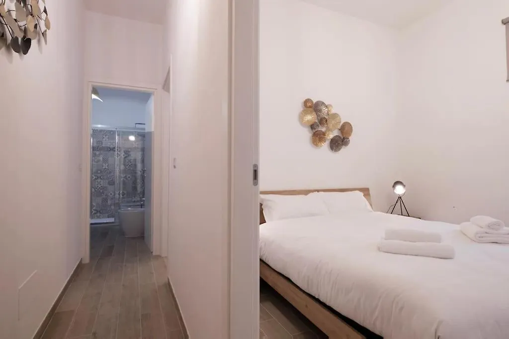 בולוניה Getthekey Ama Apartment 0*,  איטליה